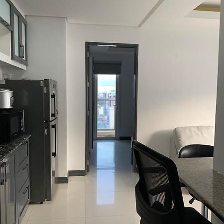 1 Bedroom With Balcony, Fully Furnished Overlooking Manila Bay At Birch Tower, Malate, Manila Kültér fotó